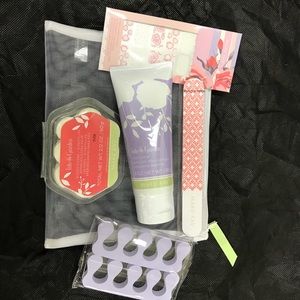 Into the Garden Pedicure Set